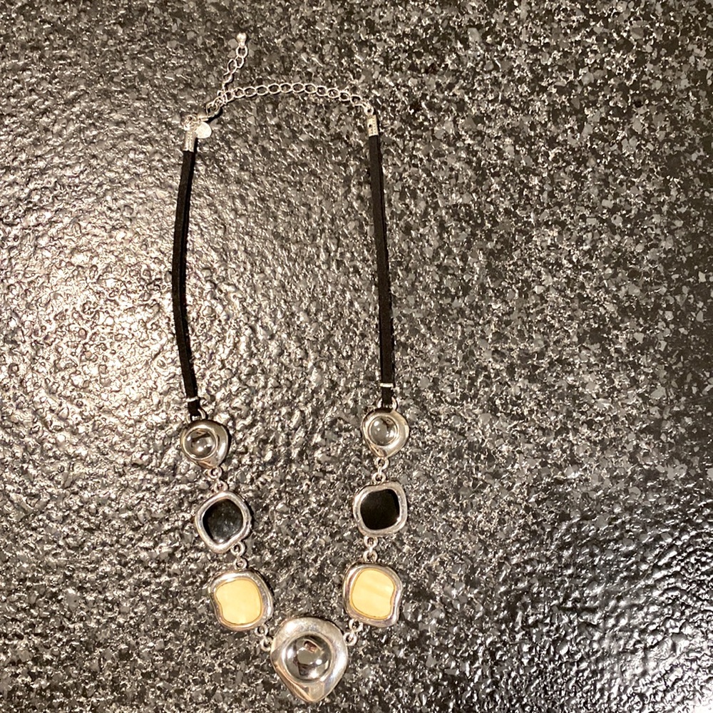 Lia Sophia 16” necklace